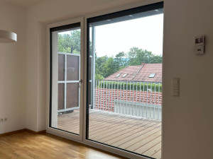 Lichtdurchflutetes Wohnen mit Stil – 2-Zimmer-Wohnung mit großem Balkon in zentraler Lage